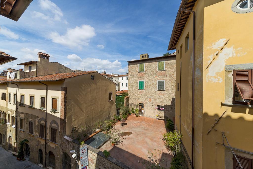 I Bei Ricordi - Historic Centre Apartment 6 Арецо Екстериор снимка